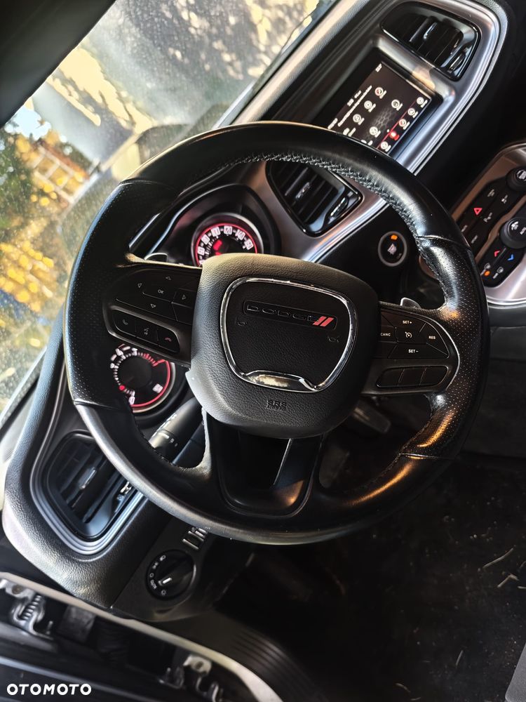 Dodge Challenger Automatik R/T Plus - 6