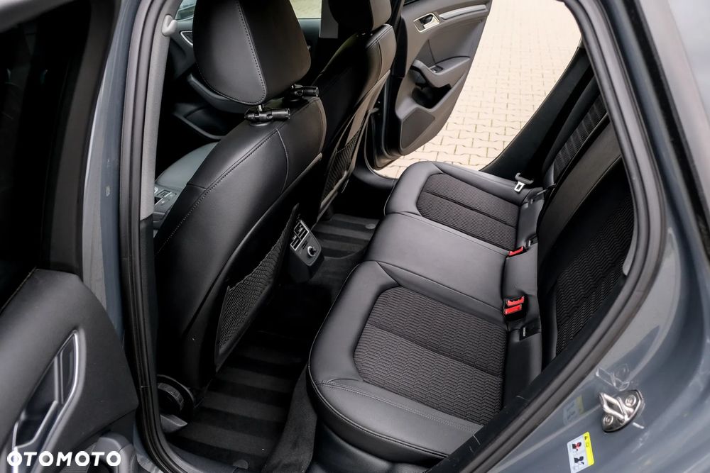 Audi A3 Sportback 35 TDI S tronic design - 33