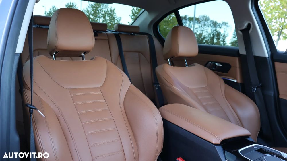 BMW Seria 3 320d Aut. Sport Line - 14