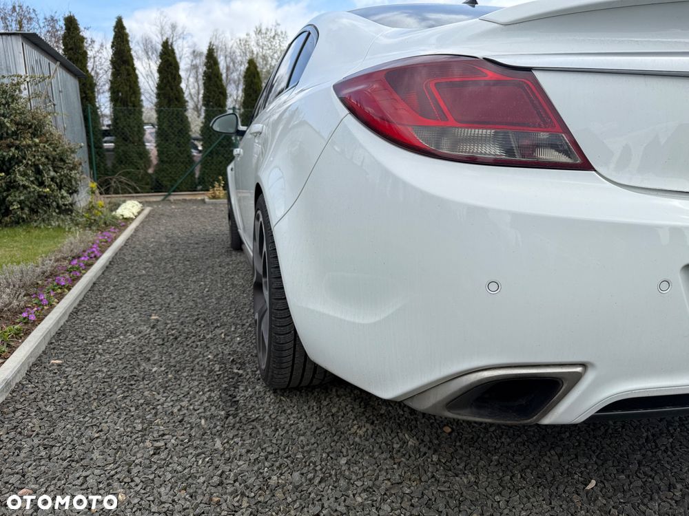 Opel Insignia 2.8 V6 Turbo 4x4 OPC - 16