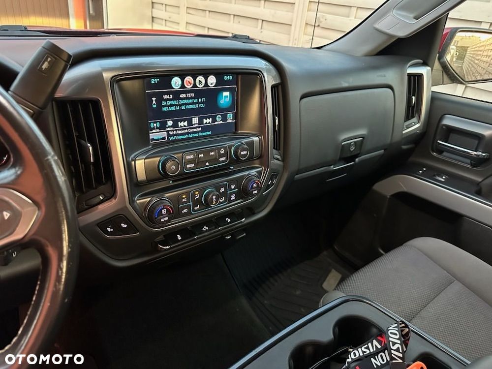 Chevrolet Silverado - 8