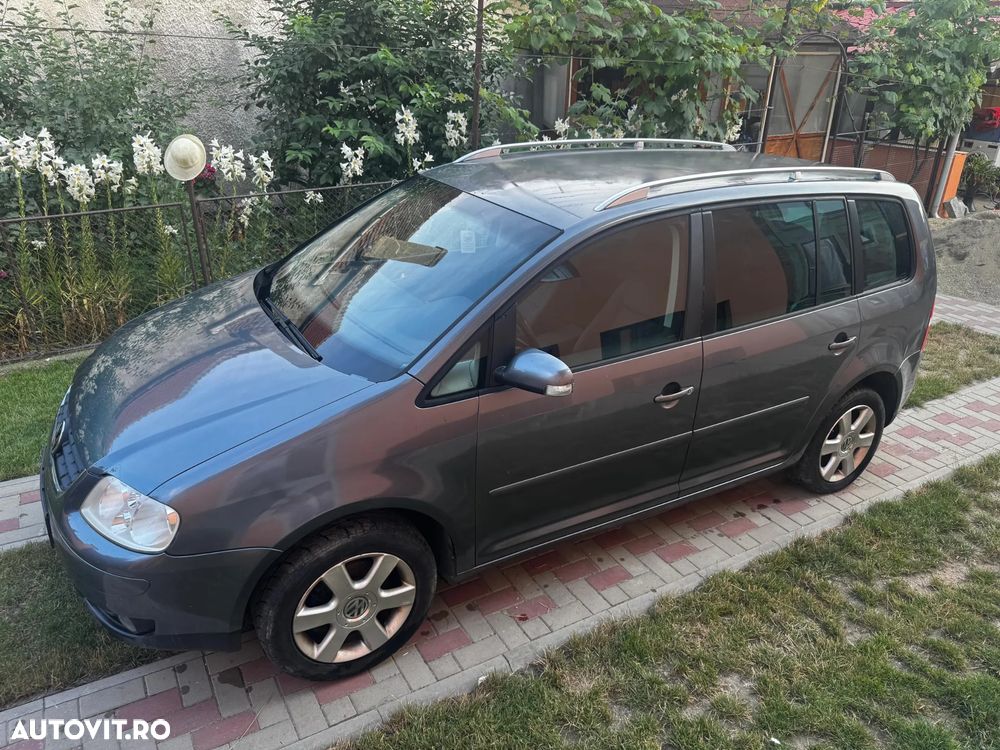Volkswagen Touran 2.0TDI Highline - 5