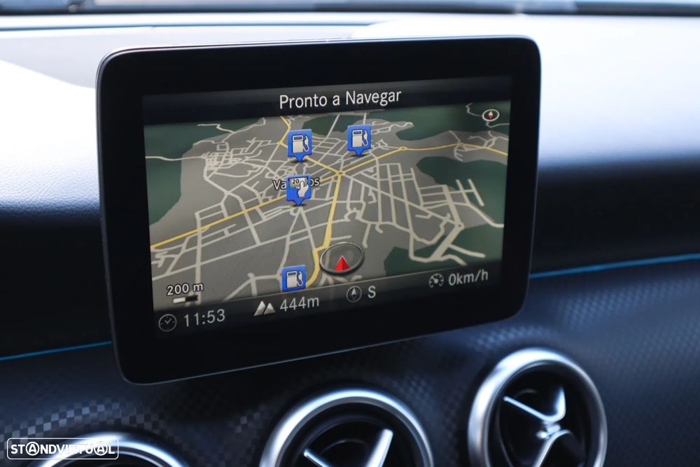 Mercedes-Benz A 200 d 7G-DCT Urban - 16