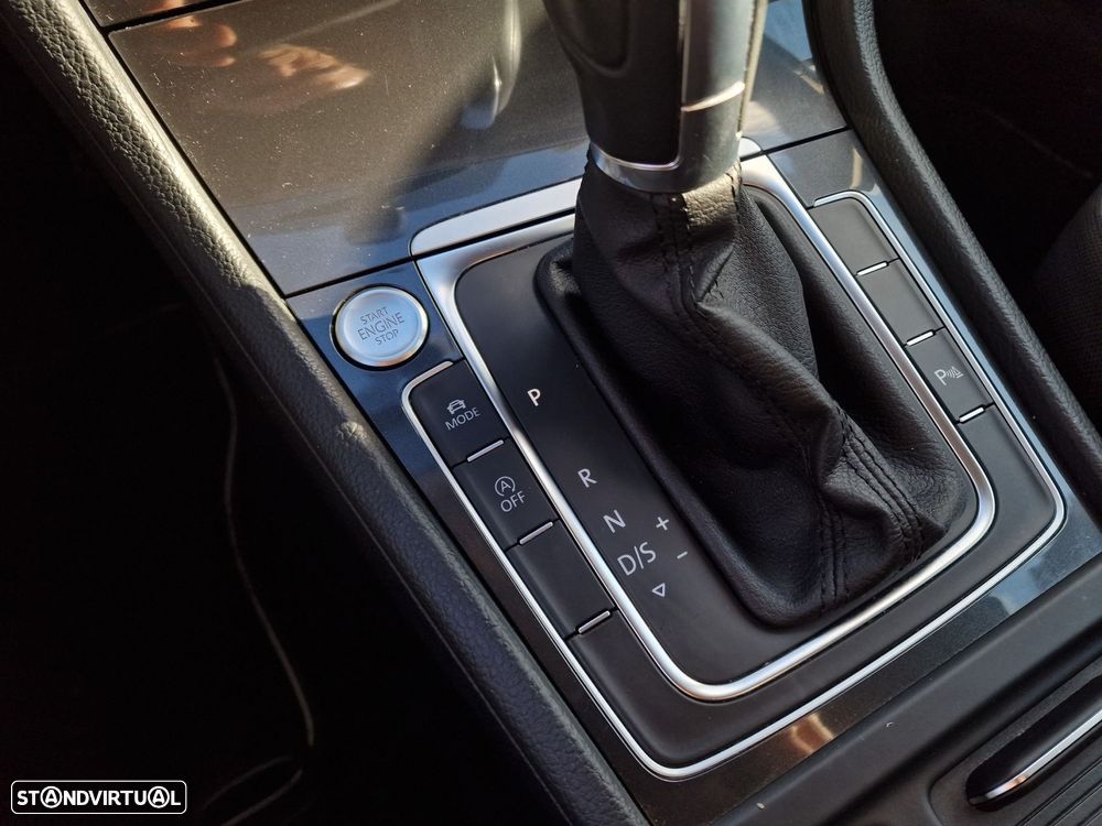 VW Golf 1.4 TSi ACT Confortline DSG - 24