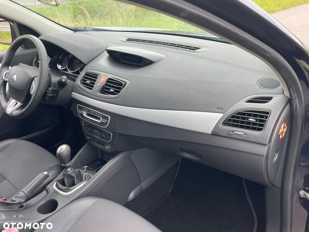 Renault Fluence 2.0 16V 140 Dynamique - 21