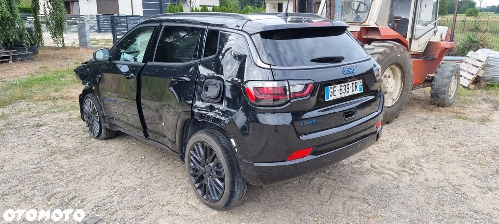 Jeep Compass 1.3 T-GDI 4xe PLUG-IN HYBRID Automatik Limited - 6