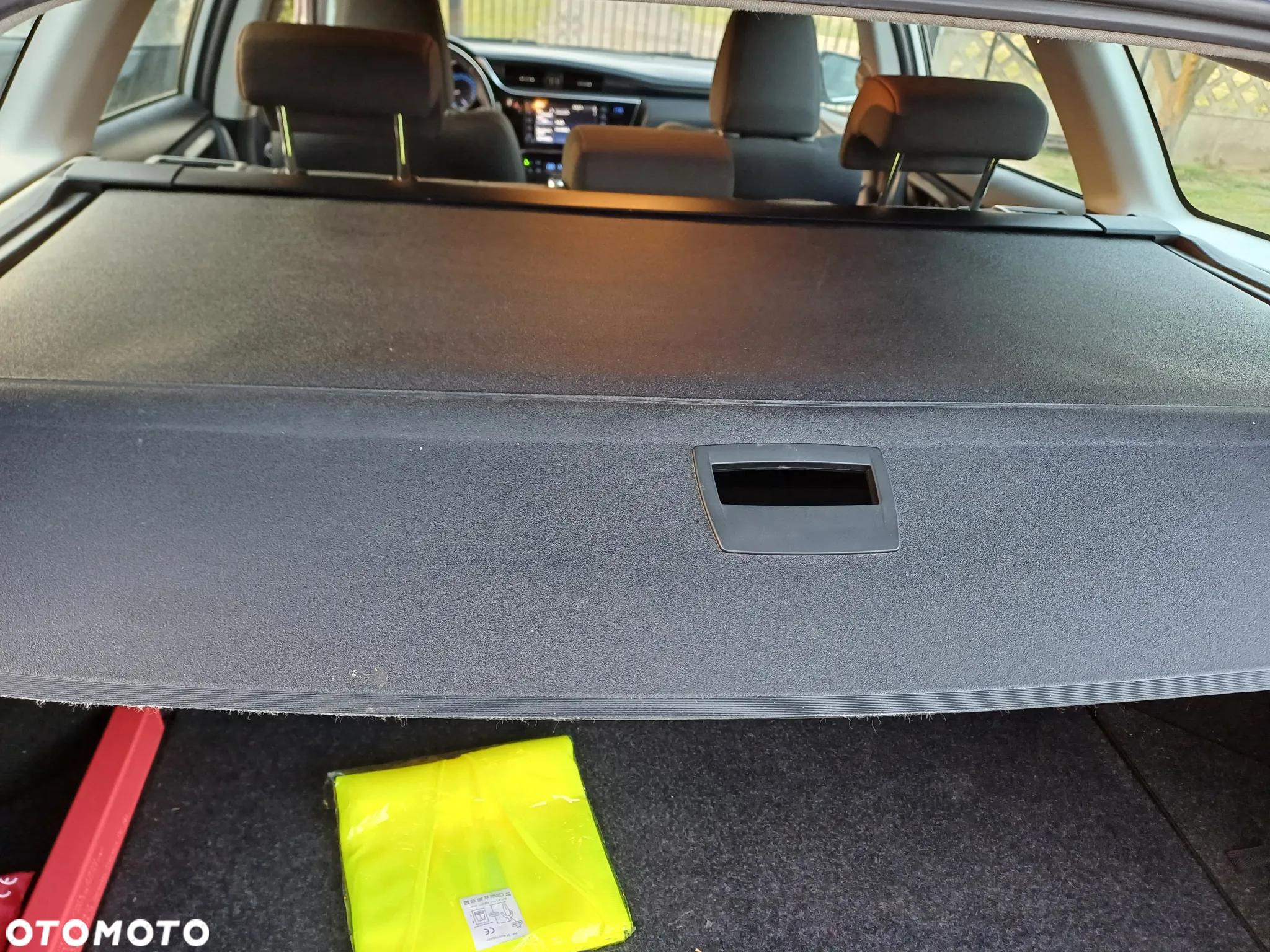 Toyota Auris 1.33 Dual-VVT-i Touring Sports - 17