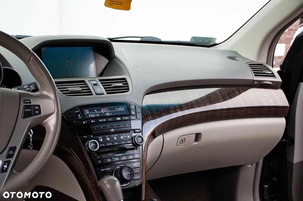 Acura MDX - 16