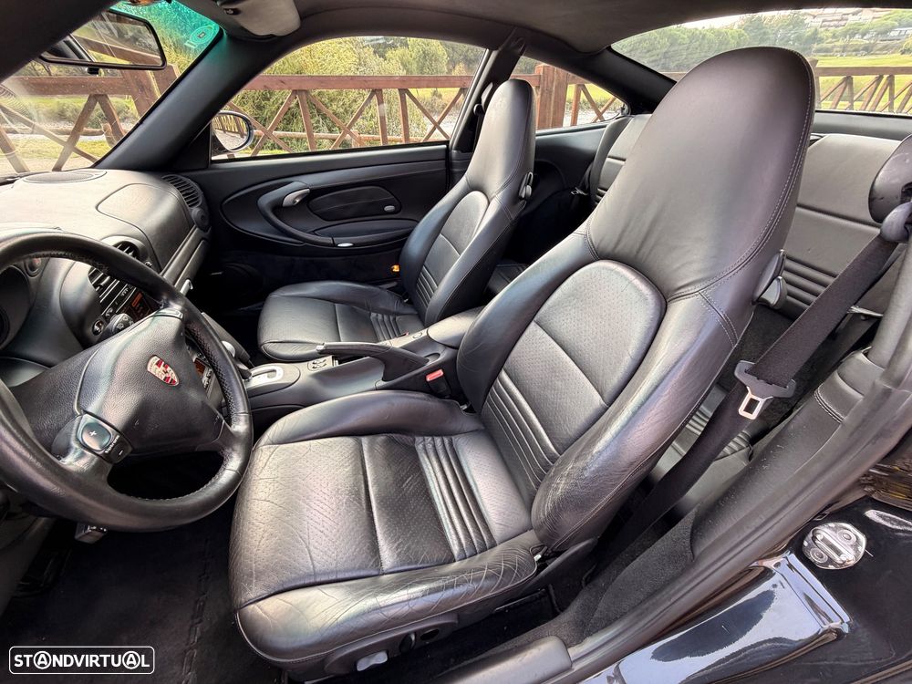 Porsche 911 (996) - 32