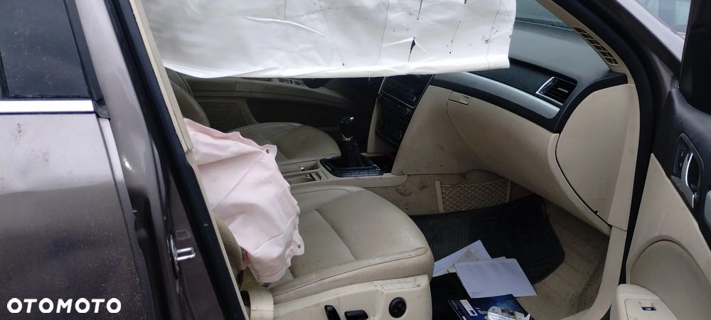 Skoda Superb 2.0 TDI Elegance - 8