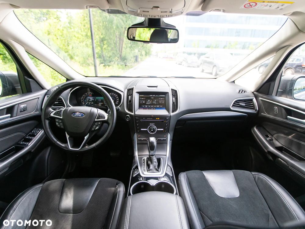 Ford S-Max 2.0 TDCi Bi-Turbo Titanium PowerShift - 26