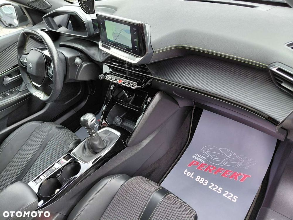 Peugeot 2008 - 16