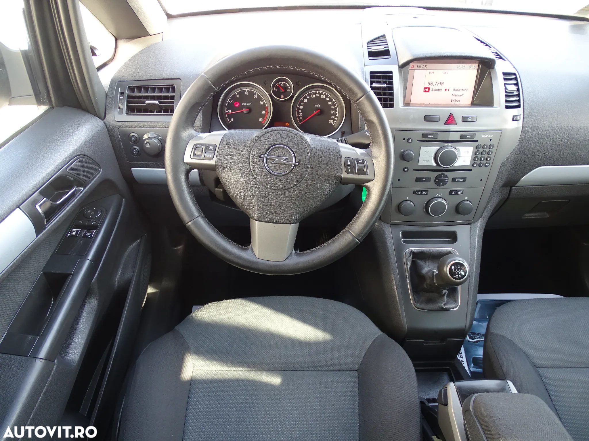 Opel Zafira 1.8 Navi - 12