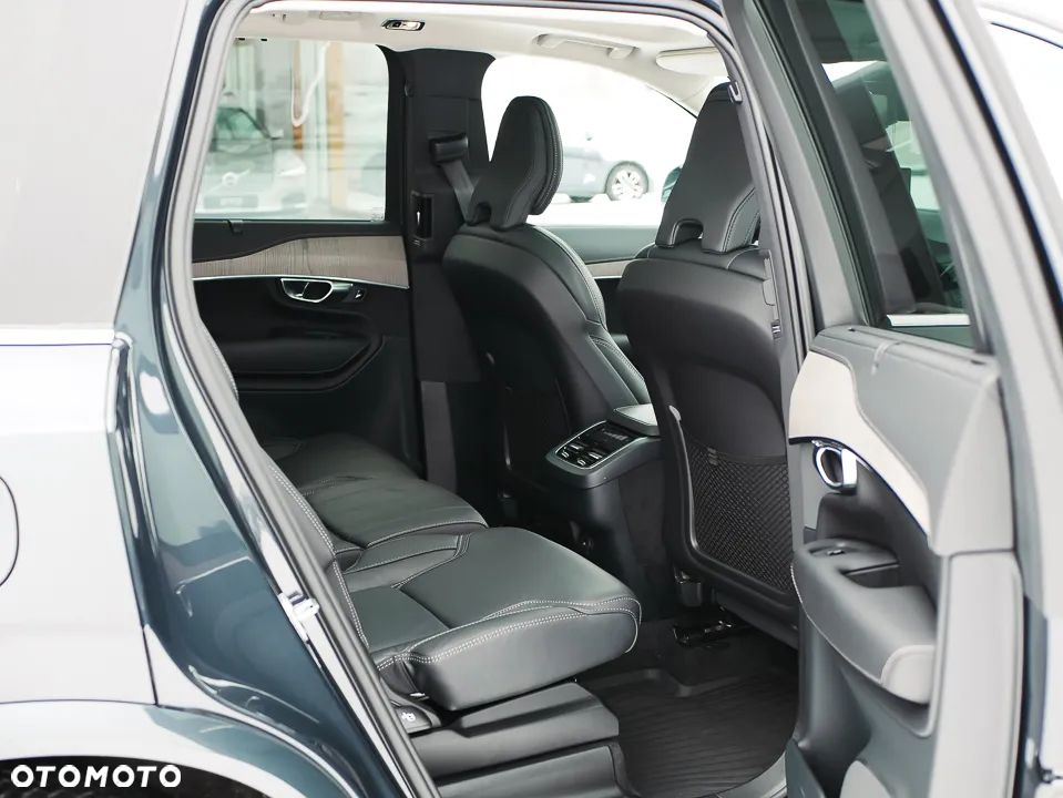 Volvo XC 90 T6 AWD Geartronic Inscription - 25