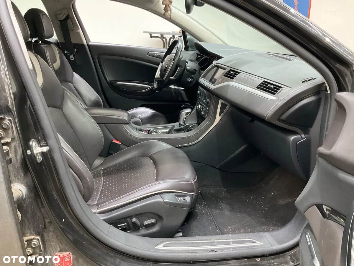 Citroën C5 V6 HDi 240 Biturbo FAP Exclusive - 2