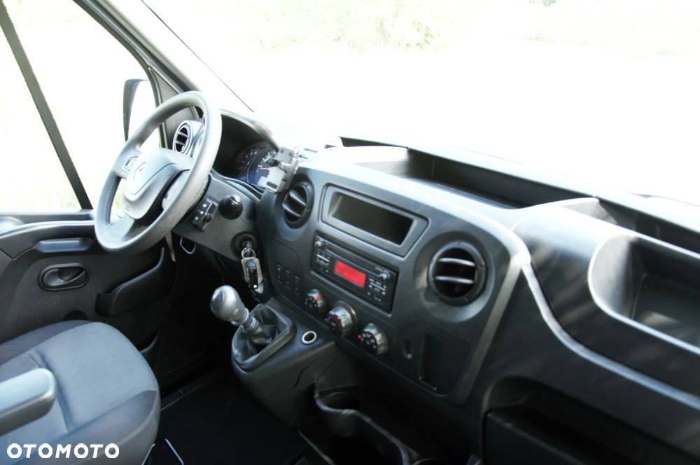 Renault Master - 25