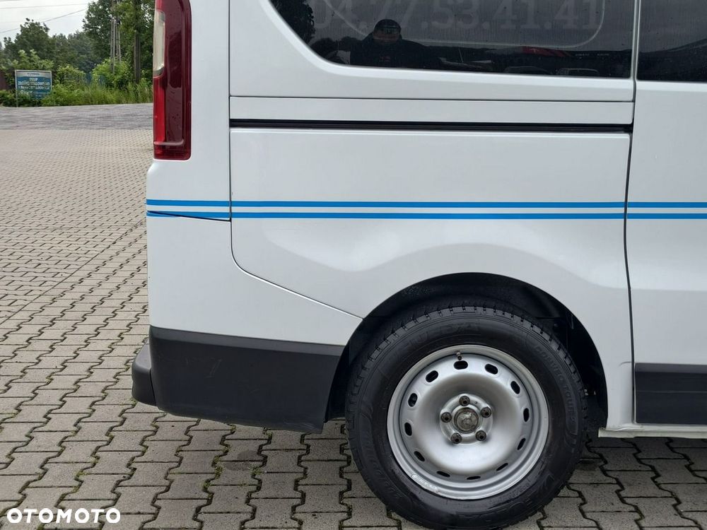 Renault Trafic - 23