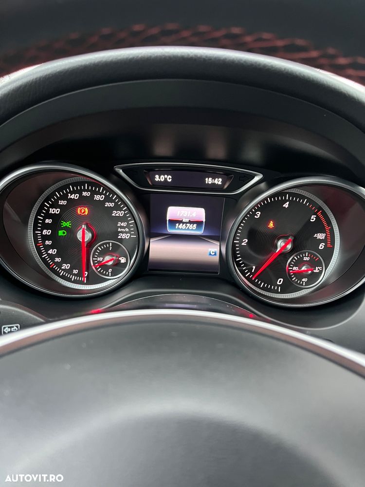 Mercedes-Benz CLA 200 d AMG Line - 14