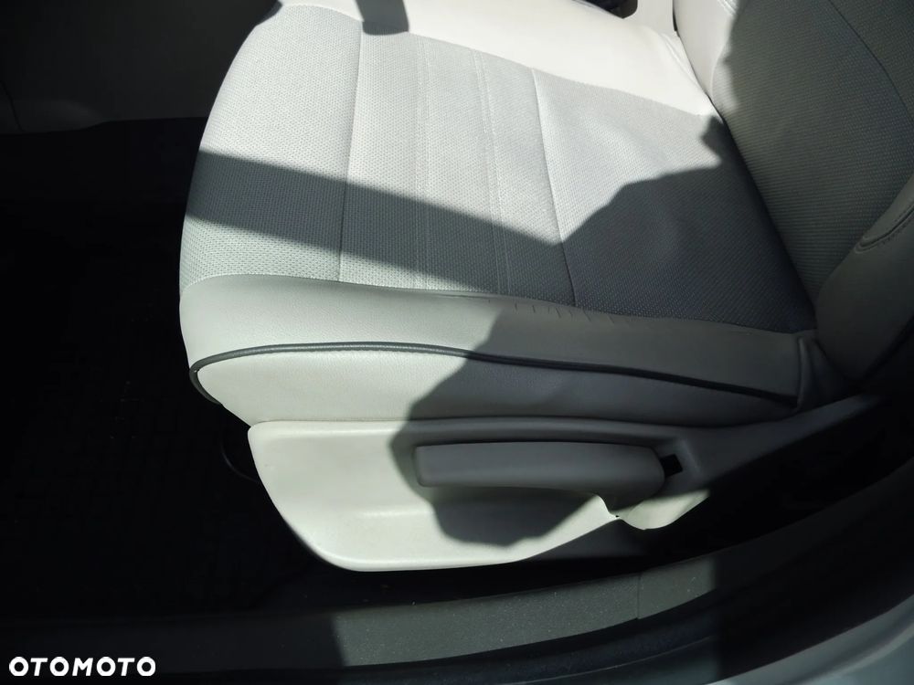 Renault Fluence 1.5 dCi Intens - 8