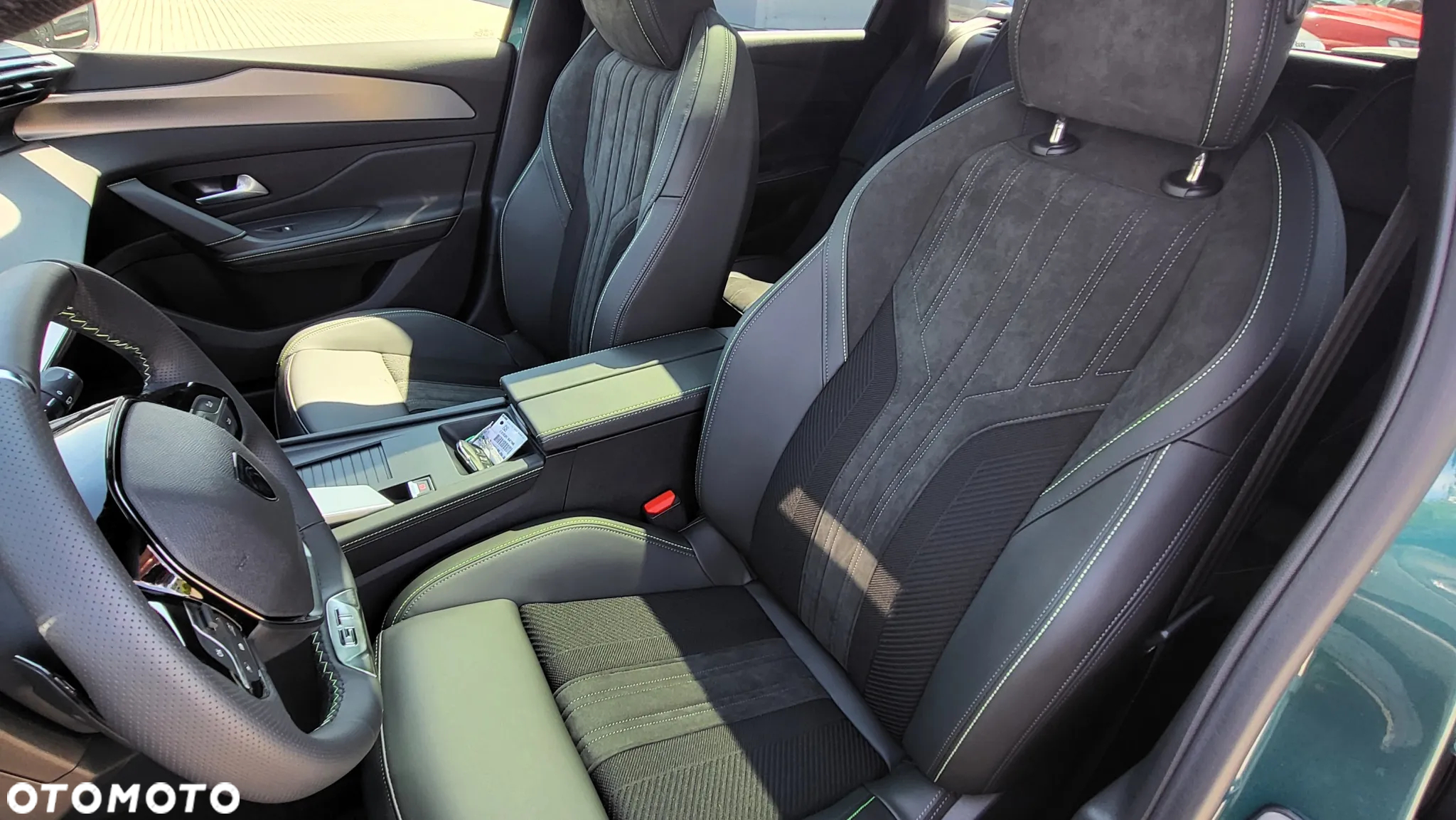 Peugeot 308 1.6 Hybrid PHEV GT Pack EAT8 - 24