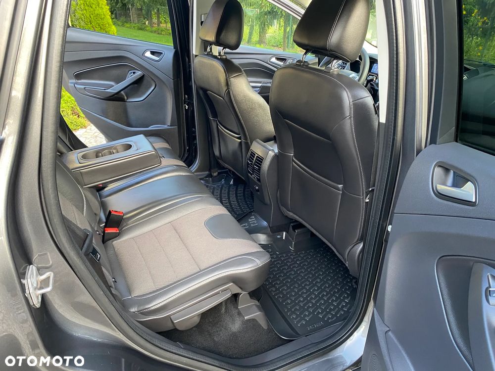 Ford Kuga 2.0 TDCi 4x4 Titanium - 18