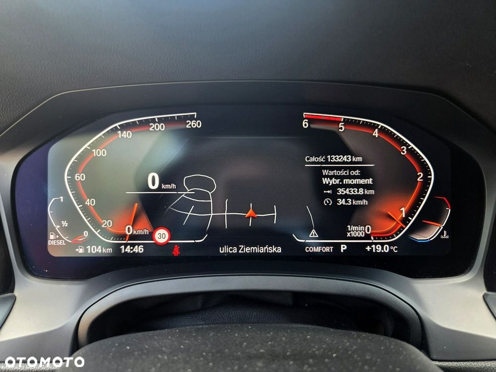 BMW Seria 3 320d xDrive - 24