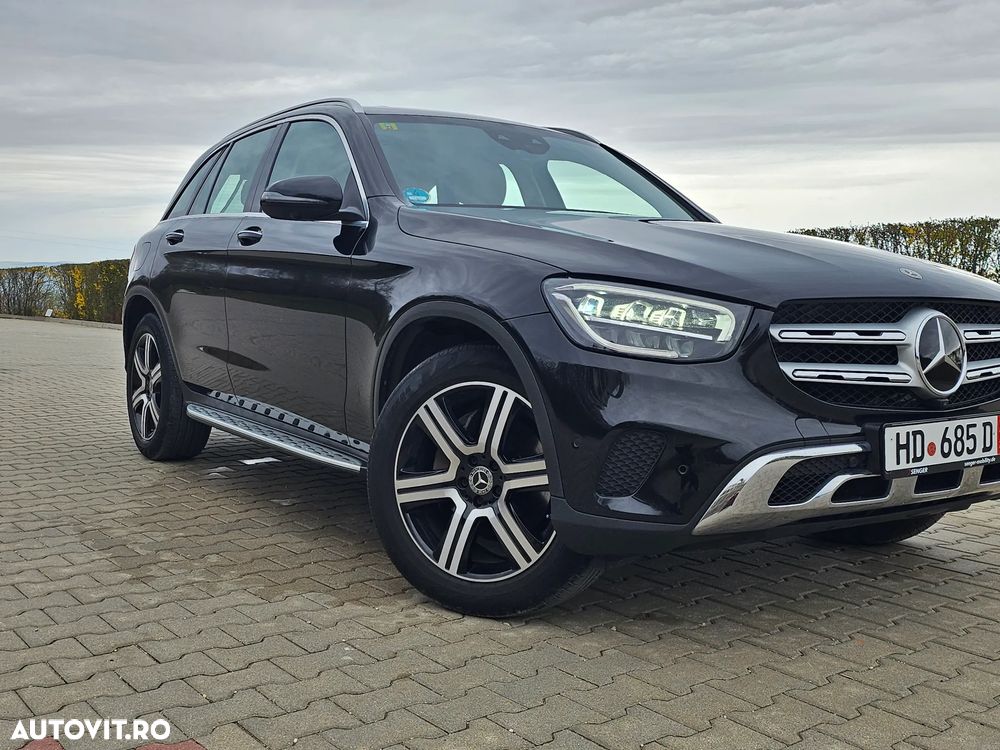 Mercedes-Benz GLC 300 d 4MATIC - 16