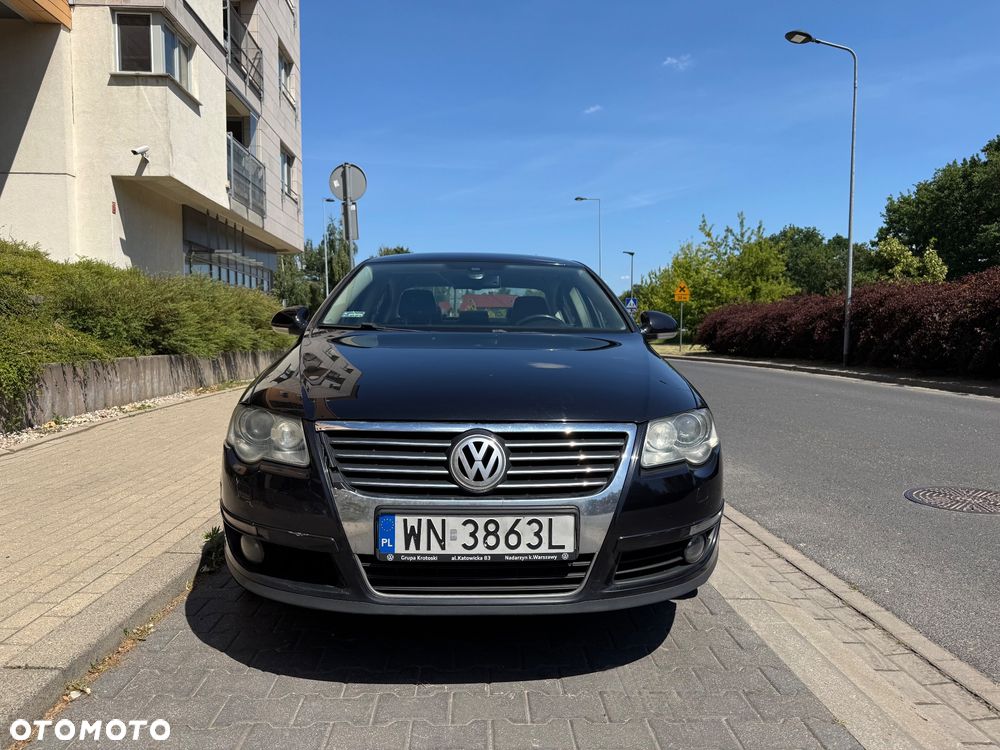 Volkswagen Passat 2.0 FSI Highline - 3