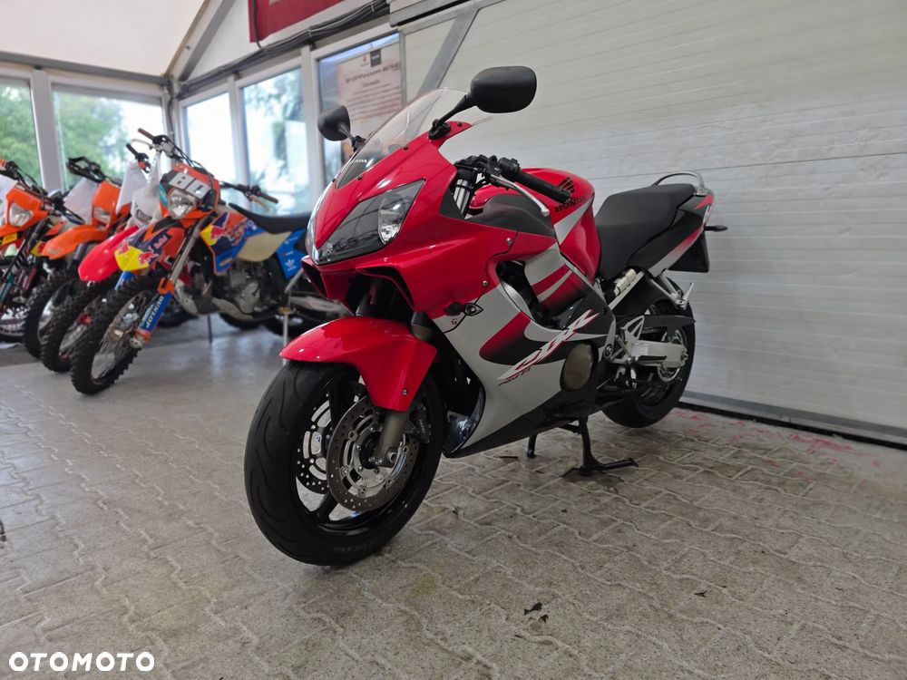 Honda CBR - 4