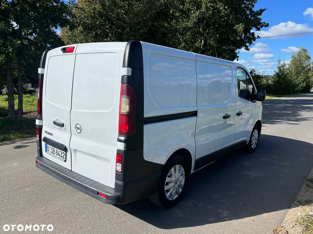 Opel Vivaro - 14