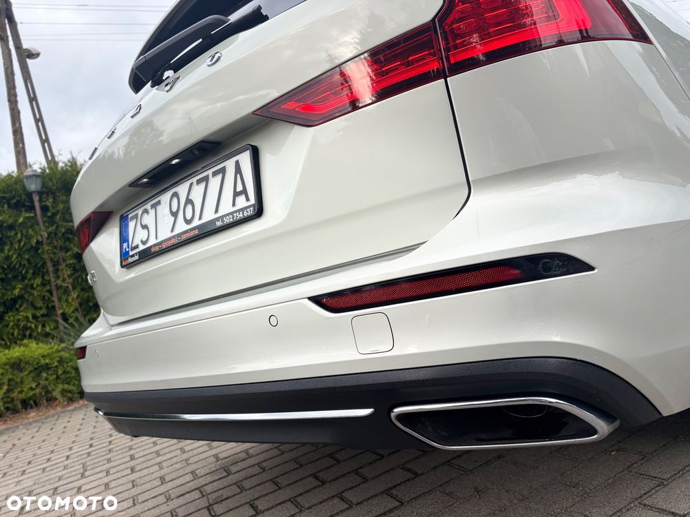 Volvo V60 D4 Geartronic Inscription - 28