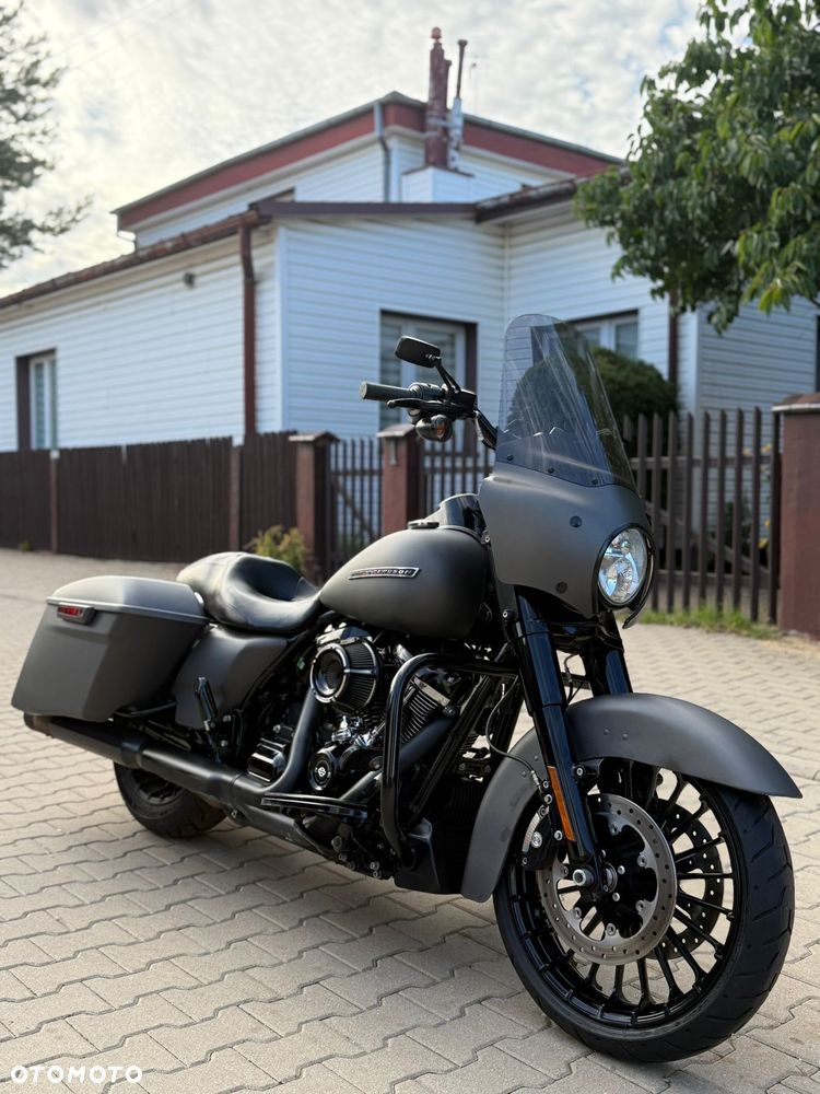 Harley-Davidson Touring Road King - 8