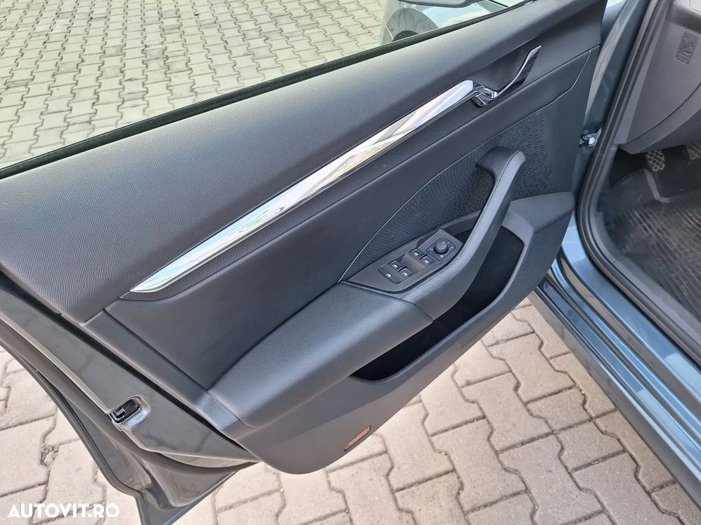 Skoda Octavia 2.0 TDI Style - 35