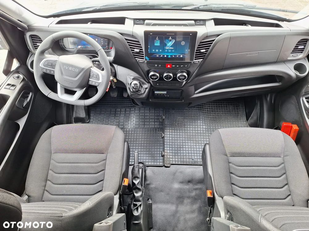Iveco Daily 70C - 33
