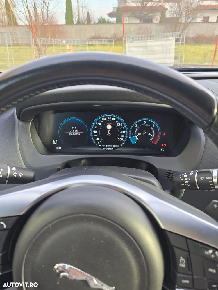 Jaguar F-Pace 30d AWD First Edition - 15