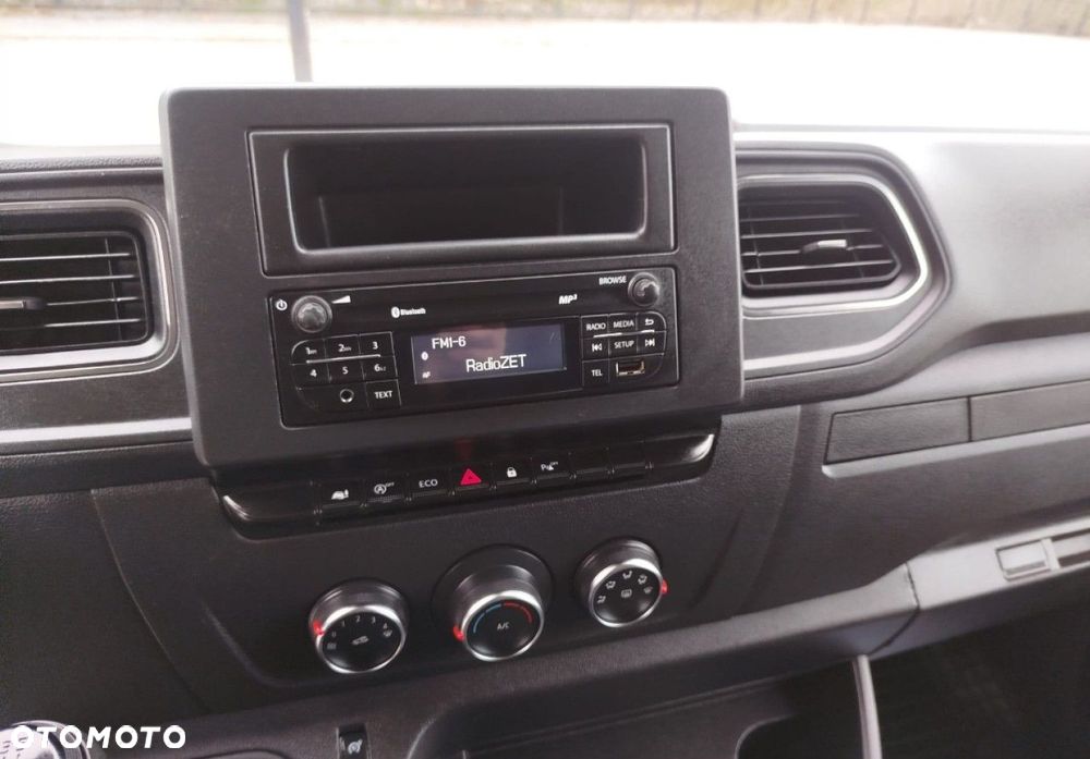 Renault Master - 18