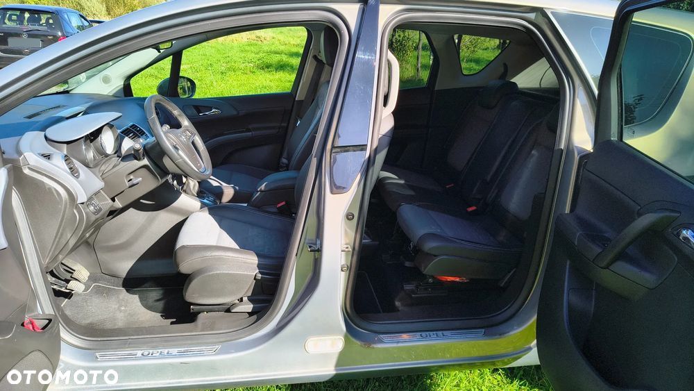 Opel Meriva 1.4 T Cosmo - 4