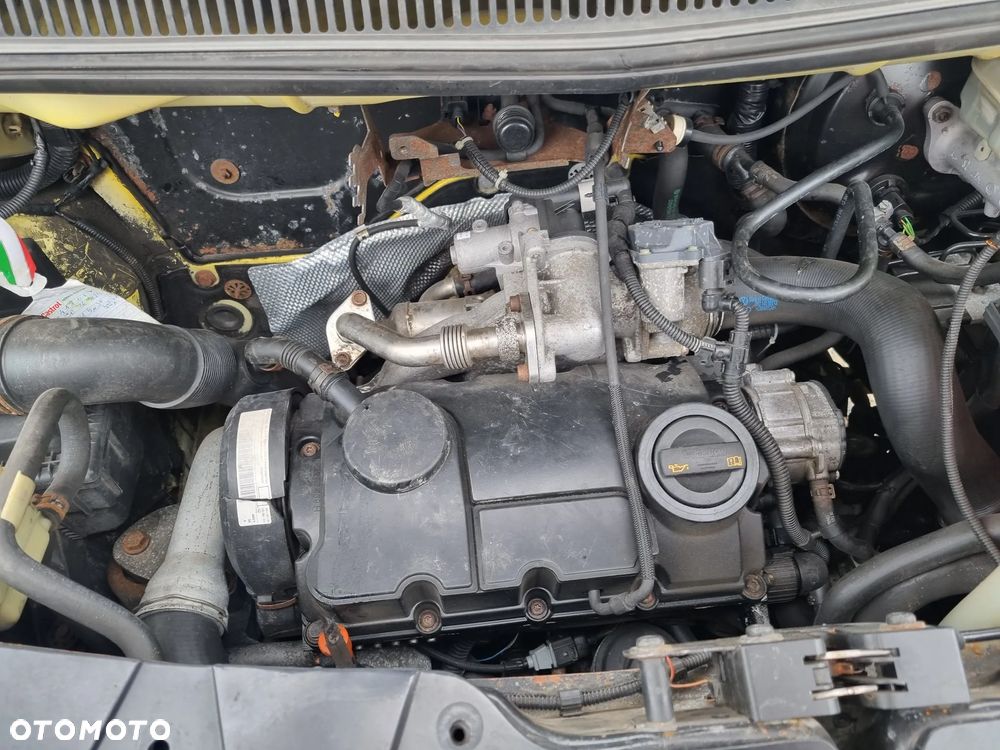 Volkswagen T5 - 21