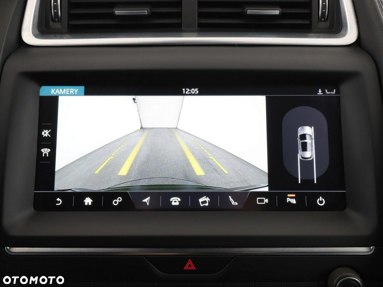 Jaguar E-Pace D150 AWD S - 27