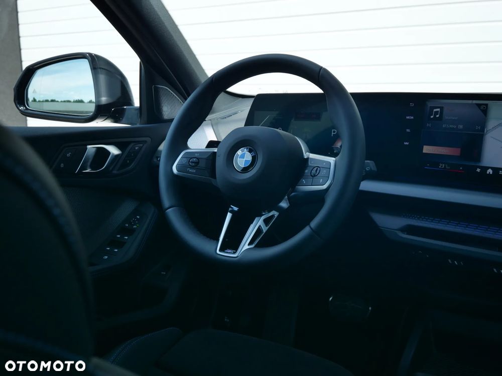 BMW Seria 1 123 mHEV xDrive - 17