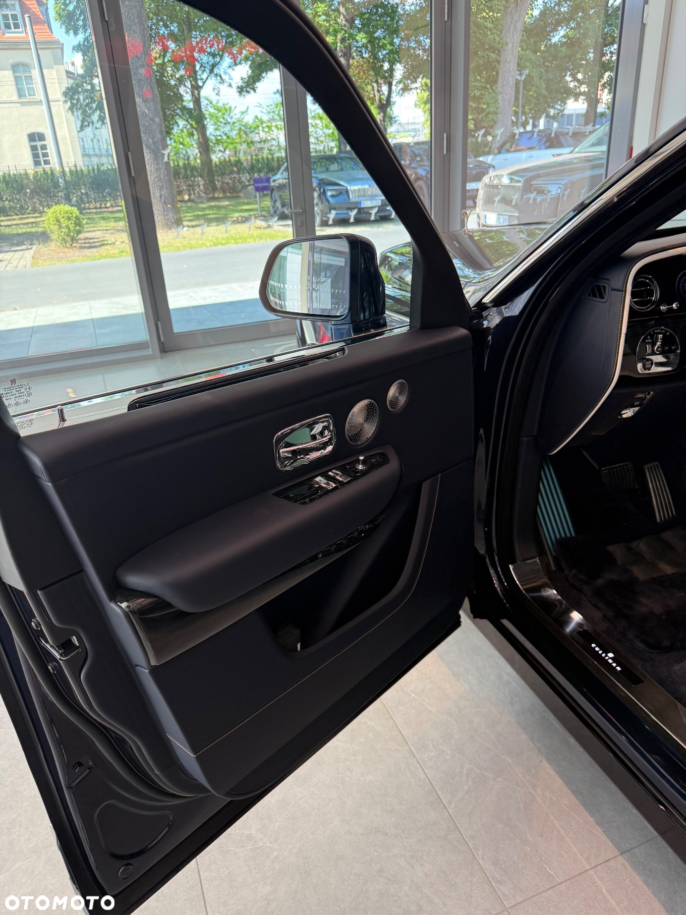 Rolls-Royce Cullinan - 9