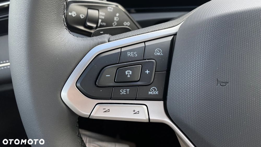Volkswagen Tiguan 1.5 TSI EVO Elegance DSG - 10