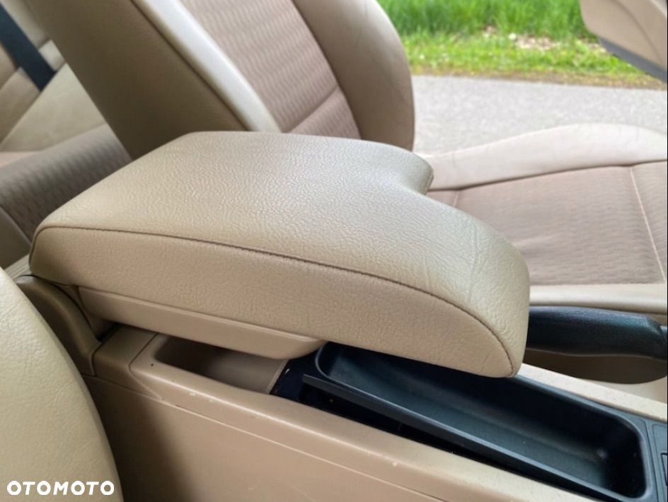 BMW Seria 3 - 12