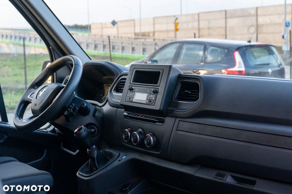 Renault Master III - 14