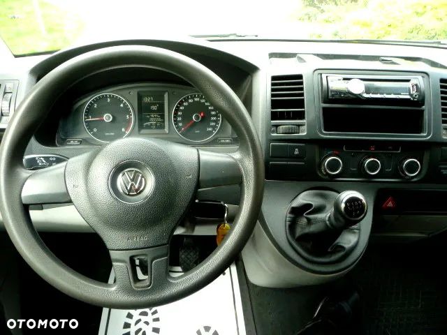 Volkswagen Transporter - 8