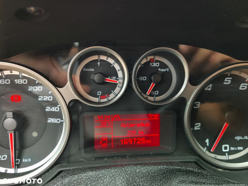 Alfa Romeo Mito 1.4 Urban - 12