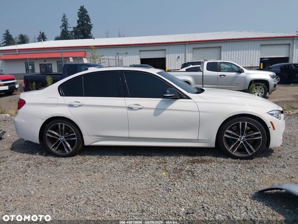 BMW Seria 3 340i xDrive Edition M Sport Shadow - 8