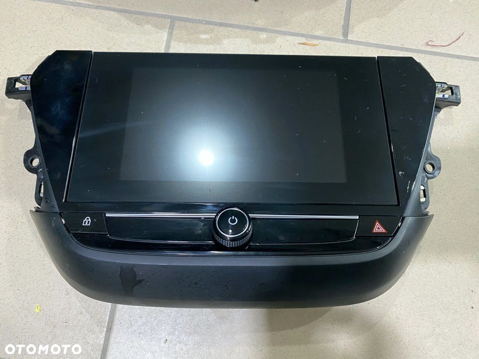 Opel CORSA radio panel nawigacji wyświetlacz 39185456