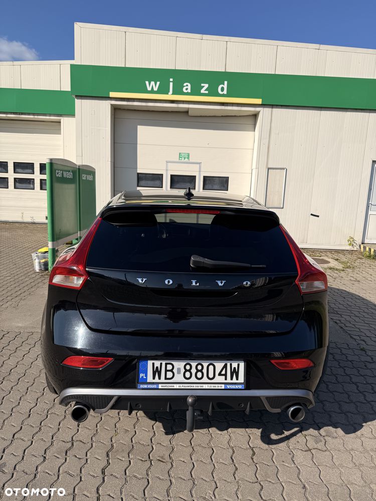 Volvo V40 D4 Drive-E R-Design Momentum - 3