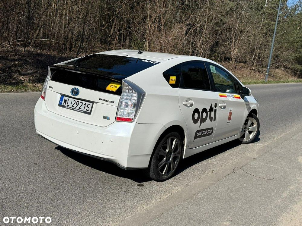 Toyota Prius 1.8 HSD Active - 19